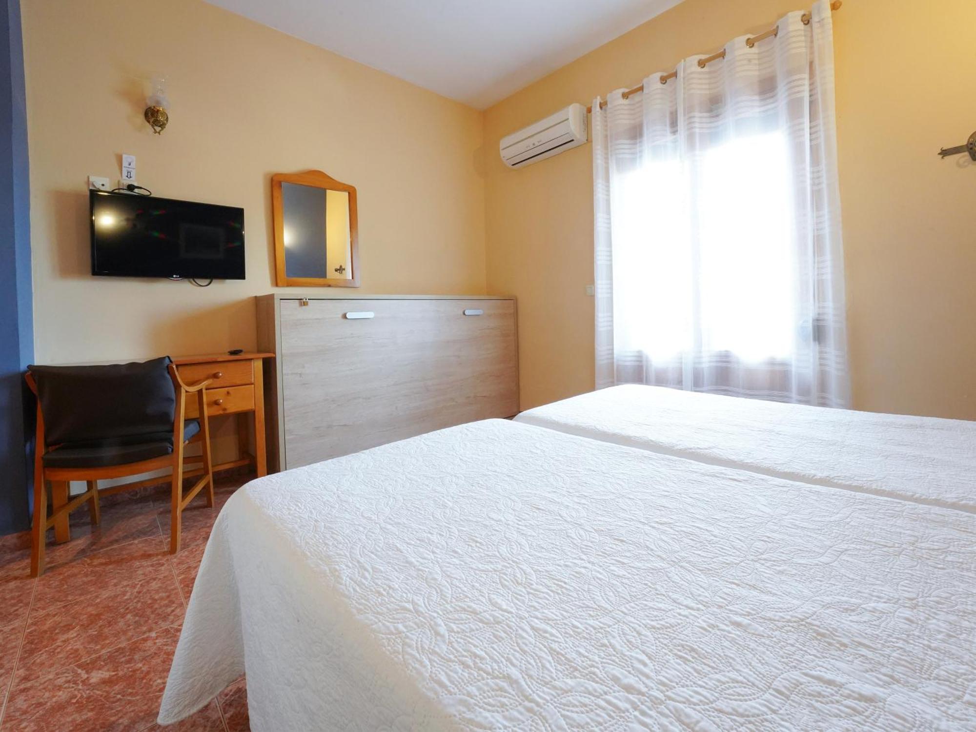 Hotel La Rueda 3000 Mora de Rubielos Luaran gambar