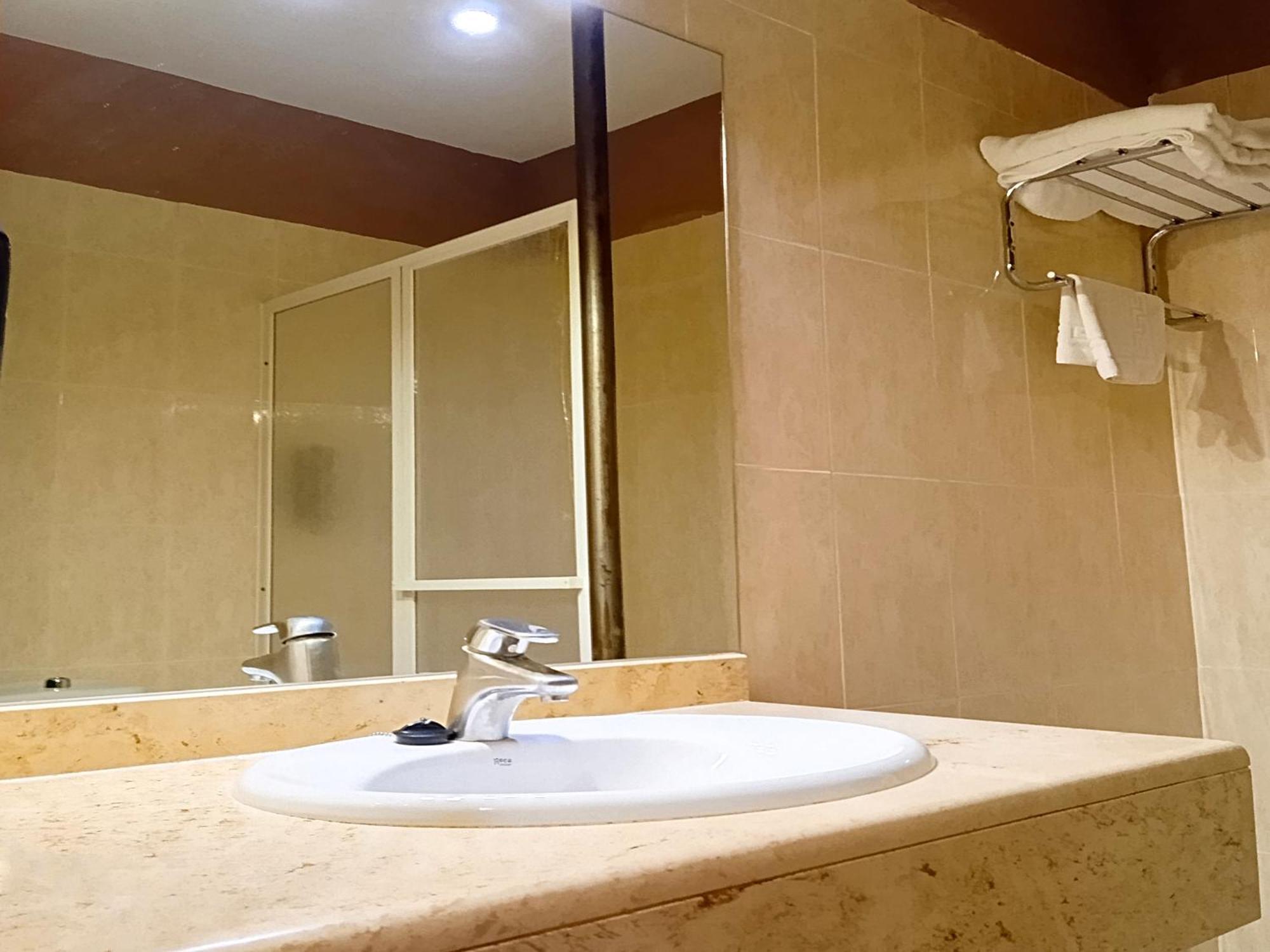 Hotel La Rueda 3000 Mora de Rubielos Luaran gambar